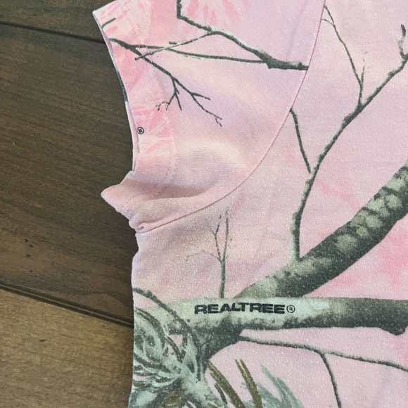 Cute Pink Camouflage Realtree T Shirt - Picture 4 of 7